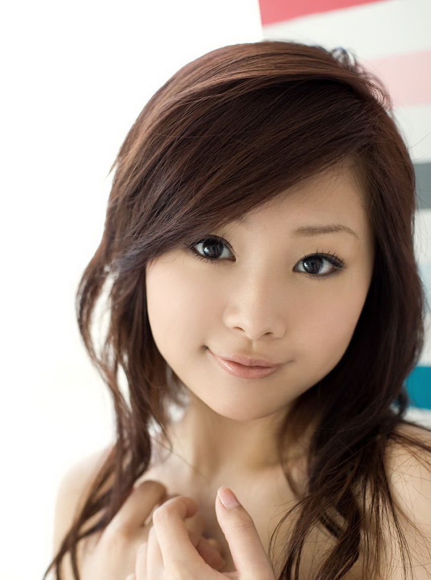 xxx nude girls: very cute asian girl Han Song Yee