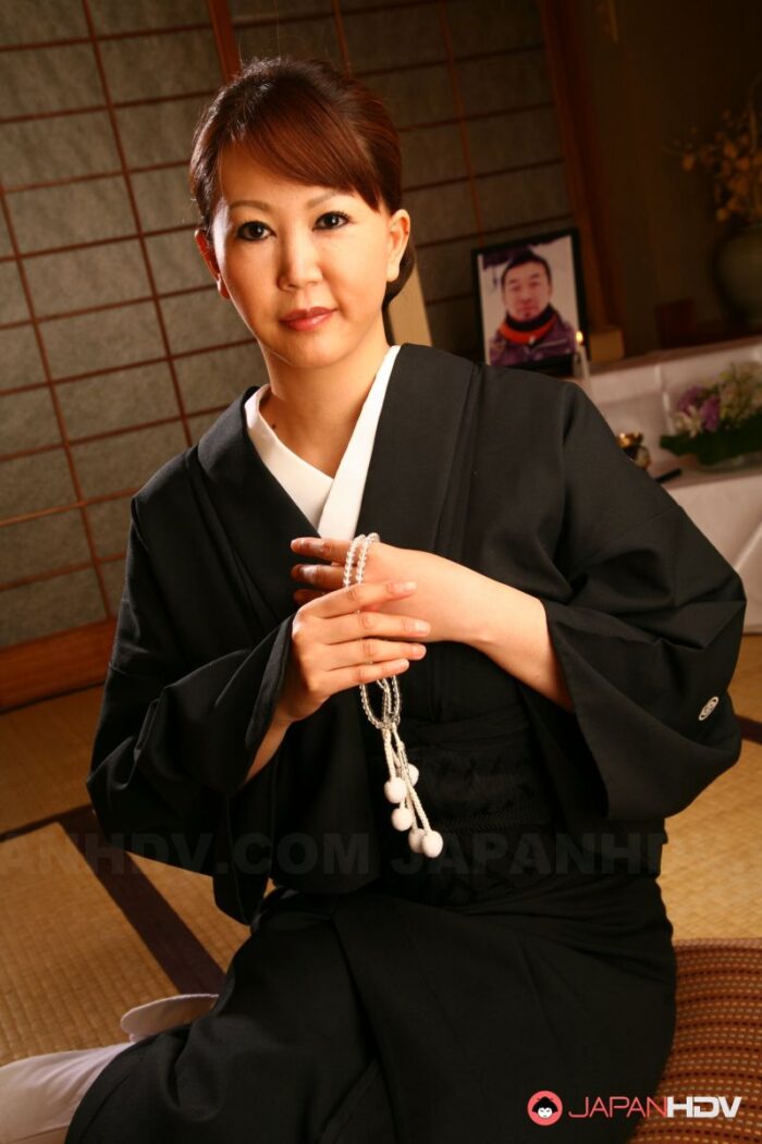 While mourning Waka Kano is ready for a stranger’s hot touch.